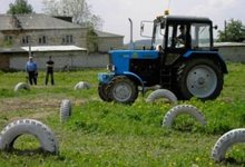 По вине пьяного тракториста погиб рабочий