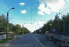 На улице Ломоносова пешеход попал под грузовик