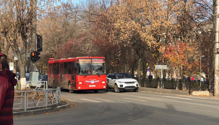 В октябре на семи перекрёстках в Кирове появятся шумовые полосы