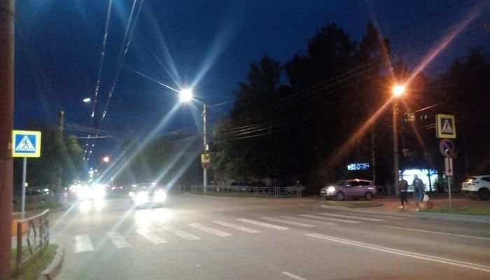 В Кирове неизвестный водитель сбил 15-летнюю девочку и скрылся с места ДТП