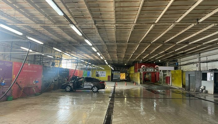 Автомобильный эксперт рассказал, как часто нужно мыть машину зимой