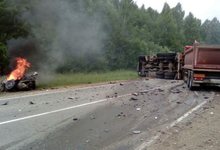 Разорванная на части машина и погибший: подробности аварии на трассе «Киров-Советск»