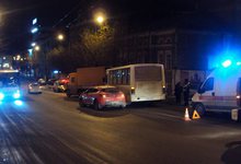 Тройное ДТП на Воровского повлекло за собой травмы у пятерых человек