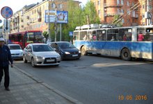 Мужчина на Lancer сбил мальчика на Карла Маркса