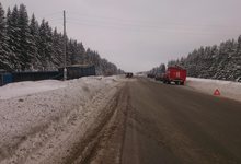 В Салтыках на трассе Киров - Слободской столкнулись 4 машины