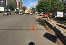 На Московской 7-летняя девочка попала под машину