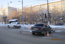 Разбил 2 машины и сбежал - авария на Ленина