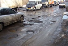 Пережить и смириться. Как чиновники видят дорожные проблемы в Кирове?