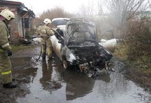 В Кирове Audi сгорела во время ремонта
