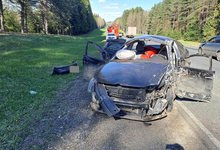 При ДТП с грузовиком в Слободском районе опрокинулась иномарка