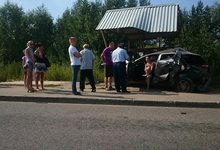 ГАЗ вытолкнул Kia на остановку в Гнусино