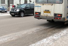 Как автомобилисты встретили первый снег и гололёд в Кирове?