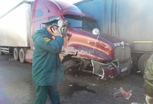 На трассе Вятка столкнулись 3 грузовика