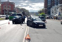 Стали известны подробности ДТП с тремя иномарками на улице Воровского в Кирове