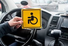 Госдума отклонила законопроект об отмене транспортного налога для инвалидов