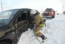 Три пожарных машины привлеклись к ликвидации последствий ДТП в Лебяжье