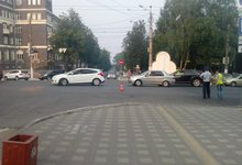 Машина «скорой помощи» сбила 2 детей в Кирове