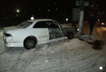 На перекрестке Московской — Хлебозаводского «Тойота» «поцеловала» столб