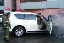 В Кирове на улице Орловской вспыхнул автомобиль