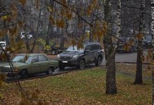Кировских любителей припарковаться на газоне накажут  