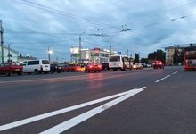 «Без нарушения не проехать»: что не так с разметкой на Комсомольской площади в Кирове?