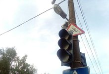 На двух Кировских перекрестках можно ездить на красный: подробности и штрафы