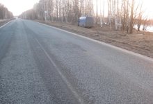 На трассе Киров – Яранск «Мерседес» врезался в дерево: четверо пострадавших