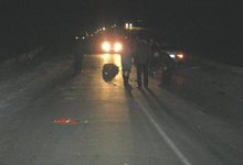 На трассе Киров – Стрижи на пешехода наехали 2 автомобиля