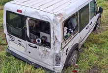 В Кировской области пенсионер на фургоне вылетел в кювет