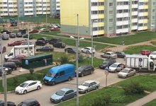 Началось: в России появляются платные парковки во дворах