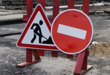 На Строительном переулке в Кирове перекрыли движение