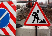 В районе парка Победы перекрыли движение транспорта