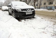 За оставленные на проезжей части машины кировчан могут оштрафовать на 5 тысяч рублей