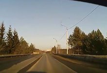 В Чепецке таксист совершил обгон и вылетел из машины