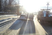 На перекрестке Базовой и Производственной столкнулись три автомобиля