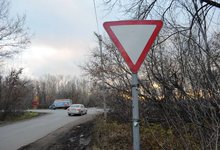 Житель Кирса украл дорожные знаки и сдал их в металлолом