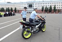 Полицейские задержали на Театральной площади «пьяного» мотоциклиста