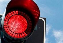 Не слишком ли сурово? За проезд на красный, хотят отбирать права