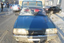 На Карла Маркса водитель фургона «ИЖ» сбил мужчину