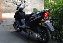 Нетрезвый молодой человек пытался угнать скутер из двора на Сурикова