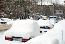Уборка снега: в Чепецке вводят визитки, в Кирове переставляют машины
