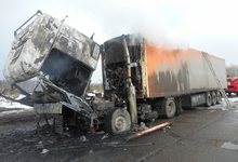 ДТП в Кировской области: три аварии с грузовиками и сгоревший автомобиль 