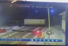 Появилось видео столкновения поезда «Вятка» с грузовиком 