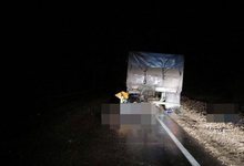 На трассе Киров – Советск мотоцикл врезался в КамАЗ: погибли 2 человека 