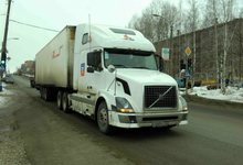 C 15 ноября большегрузы будут ездить по федеральным трассам за деньги