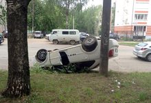 На Сурикова перевернулась Chevrolet