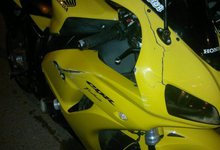 На Луганской водитель мотоцикла упал и попал в больницу