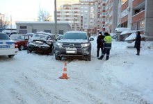 На Чапаева водитель «Тойоты» сбил 15-летнюю девочку