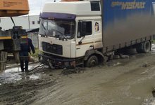 В Афанасьевском районе фуры продолжали ездить по закрытым дорогам