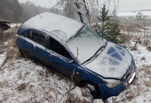 В Бахте «Кia» вылетела в кювет